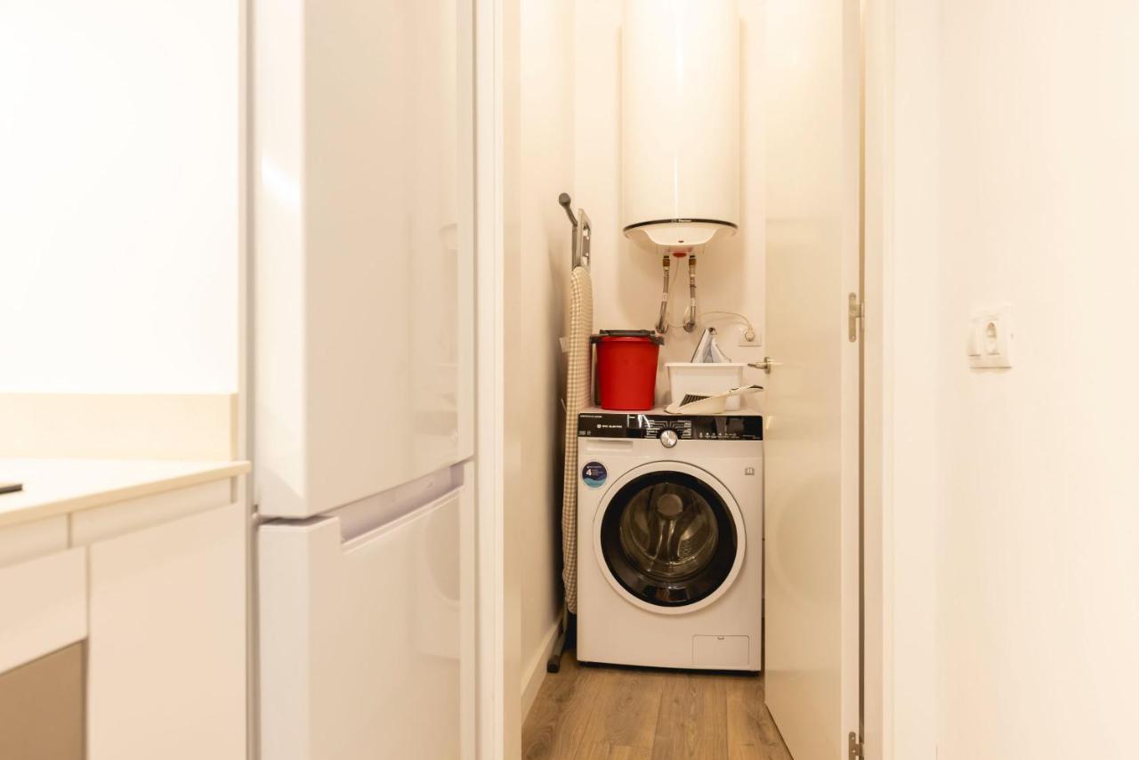 Bravissimo Cort Reial Entresol A Apartamento Girona Exterior foto